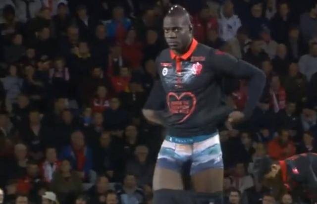 比利时11月世预赛大名单：库尔图瓦领衔，多库、特罗萨德在列（比利时公布11月世预赛名单：库尔图瓦领军，多库、特罗萨德入选）